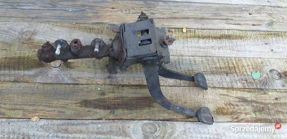 Wspornik pedałów fiat 126p