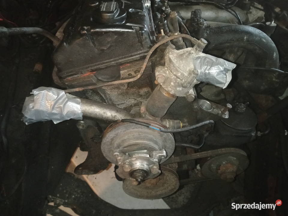 Mercedes W123 W124 silnik M102 23 Piastów