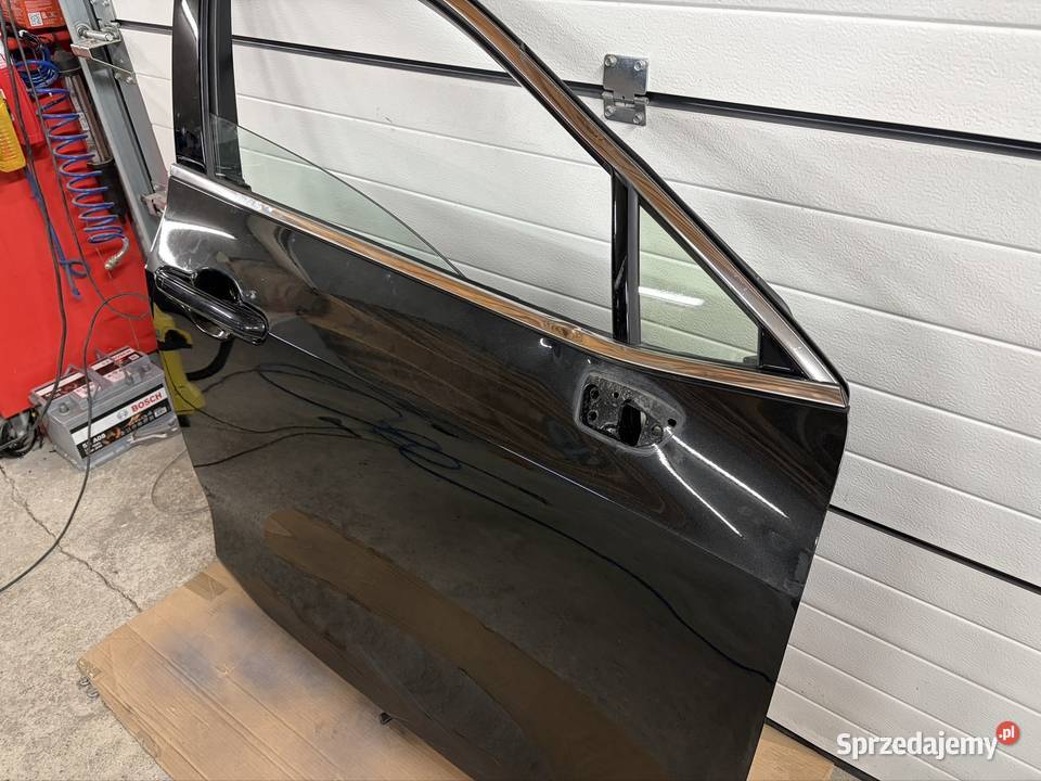 Lexus NX II 2023r Drzwi prawe przód Kolor 223 Bełchatów