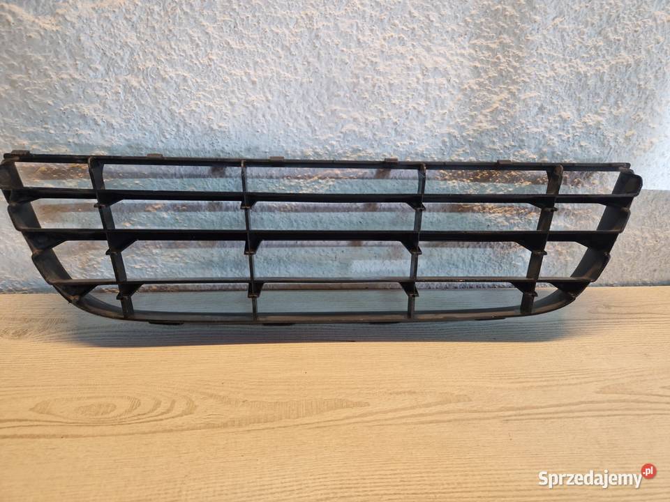 Kratka środkowa zderzaka WV Polo 0510 Kwilcz