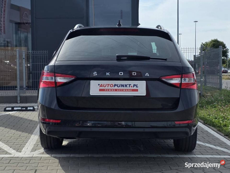 Skoda Superb 2022r FV23 BLIS Kam360 Poznań
