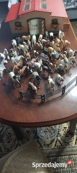 Zestaw schleich z dużą stajnią Figurki Kęty