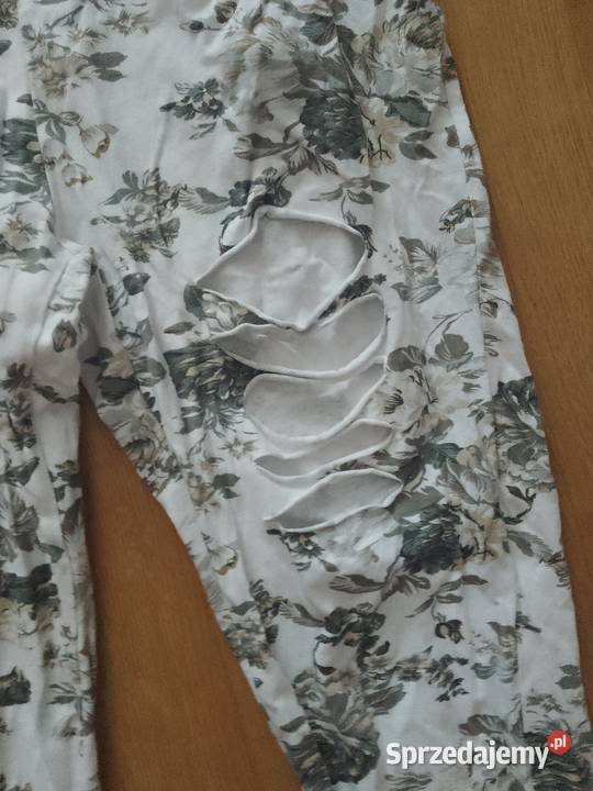 Spodnie letnie z dziurami Spodnie