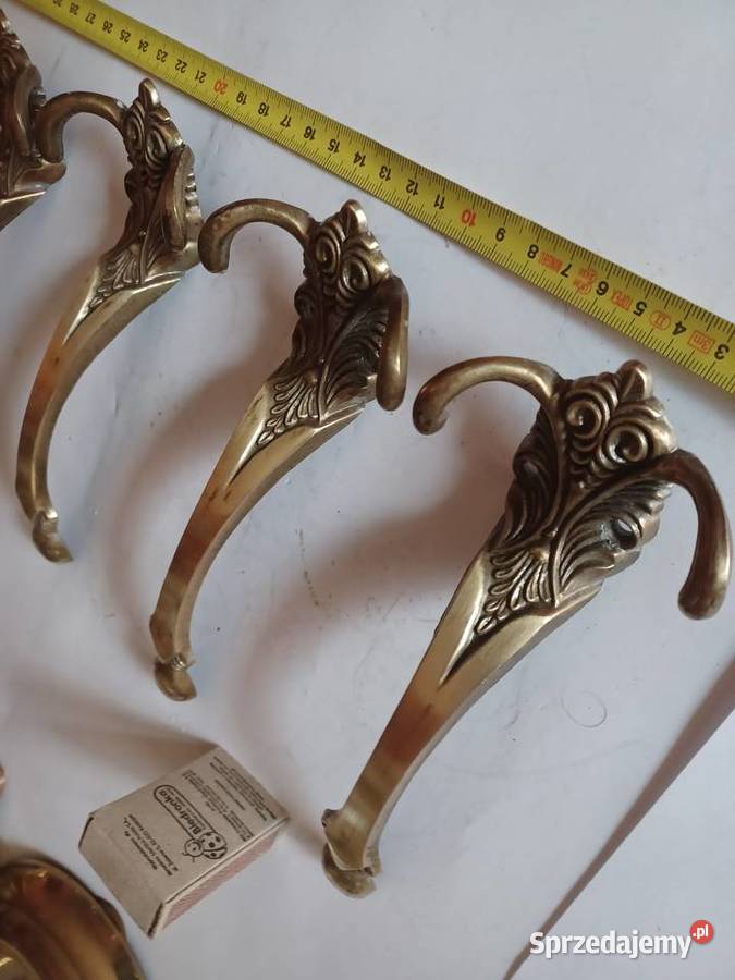 Komplet czterech pięknych dużych wieszaków Poznań