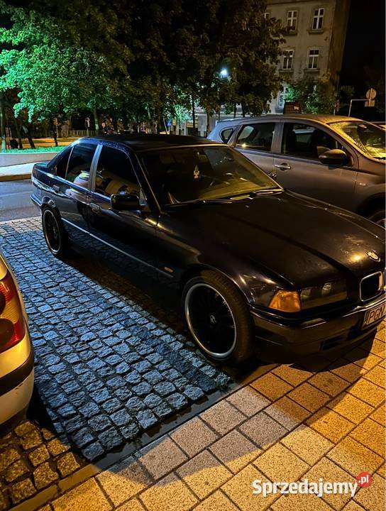 BMW E36 25tds Sedan montrealblau BMW Witkowo sprzedam