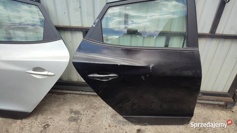 HYUNDAI IX35 DRZWI TYLNE PRAWE LEWE 1015 POD Włoszczowa