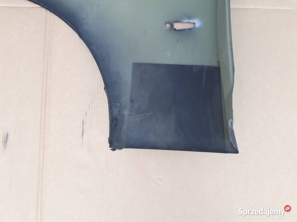 Błotnik Przód Przedni Prawy BMW E90 E91 CZARNY Toruń