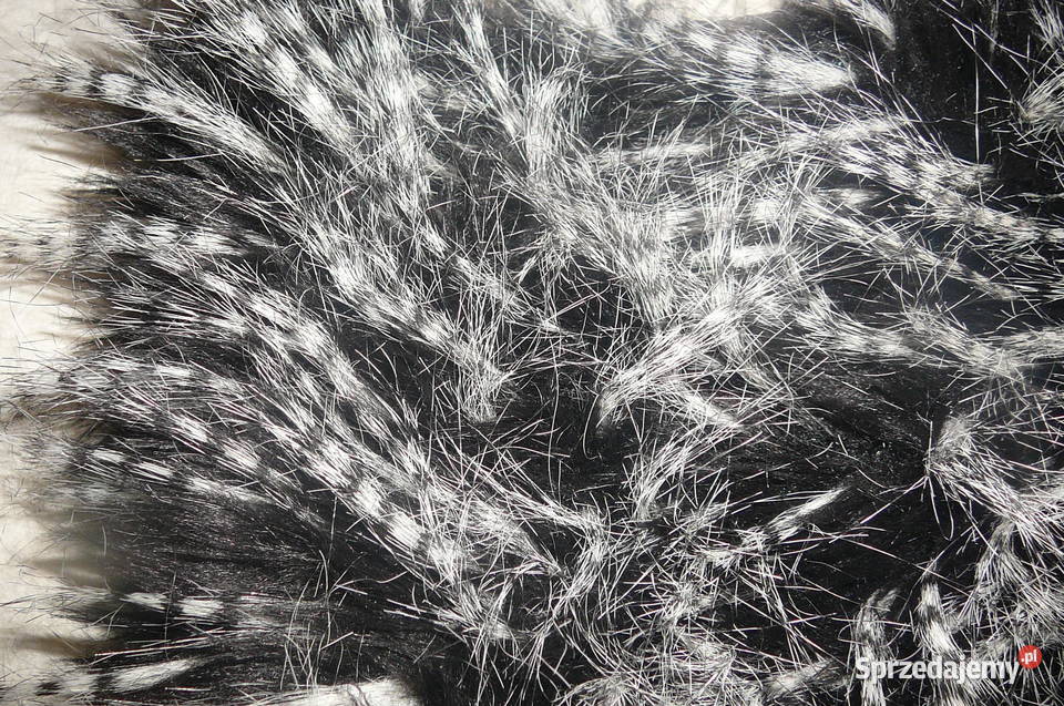 Komin futrzany czarnobiały długi włos Pozostałe Wrocław