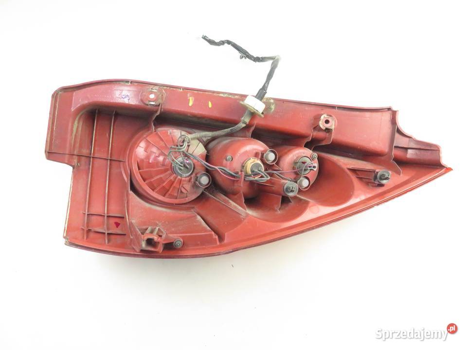 LAMPA LEWA TYLNA MAZDA 5 CR19 C23551160 osobowe sprzedam