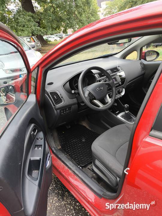 Samochód Kia Rio 12 Sedan 2015 r mały przebieg nieuszkodzony Szczecin sprzedam