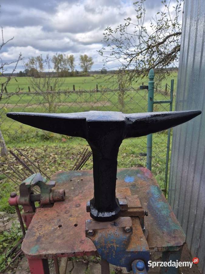 Zabytkowe kowadło szparóg Pozostałe Gulcz sprzedam