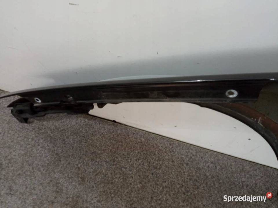 BŁOTNIK PRAWY PRZÓD NV676 LIFT FL Renault Laguna