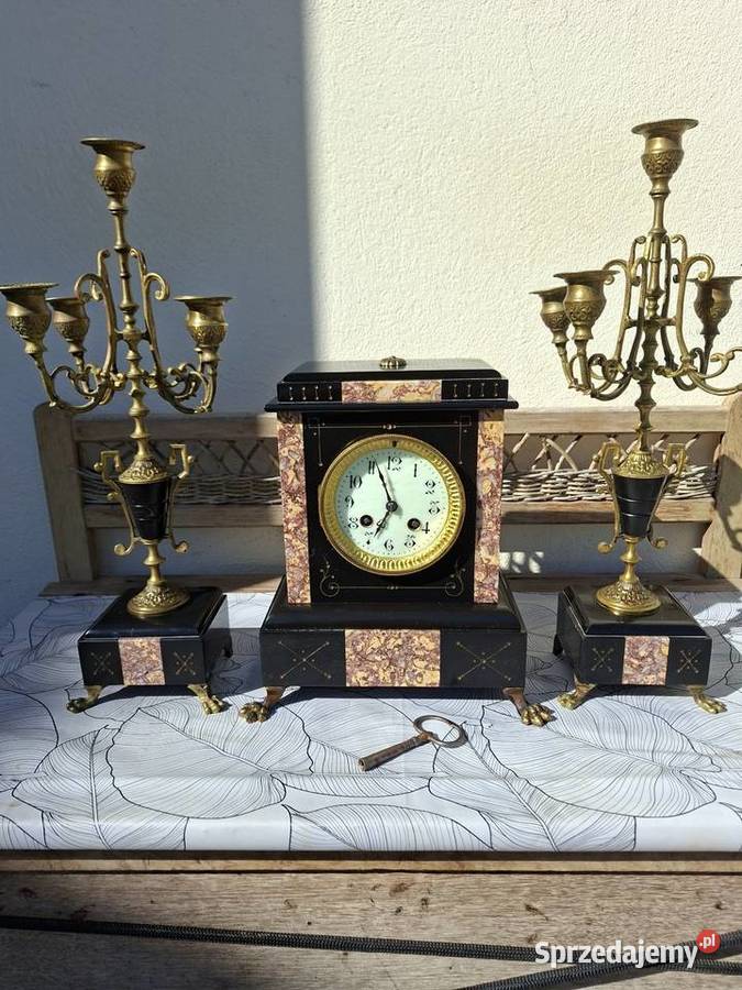 Kominkowy zegar marmurowy plus 2 kandelabry podkarpackie