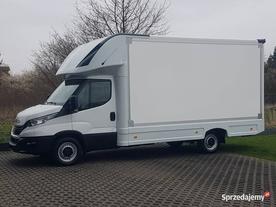 Iveco Daily KONTENER NISKOPODŁOGOWY 443x223x242 nieuszkodzony Poręba sprzedam