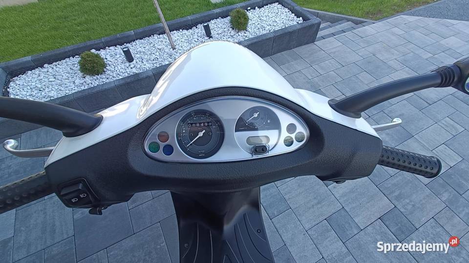 Skuter Piaggio Fly 50 2T z 2017 roku z Austrii Nowy Żmigród