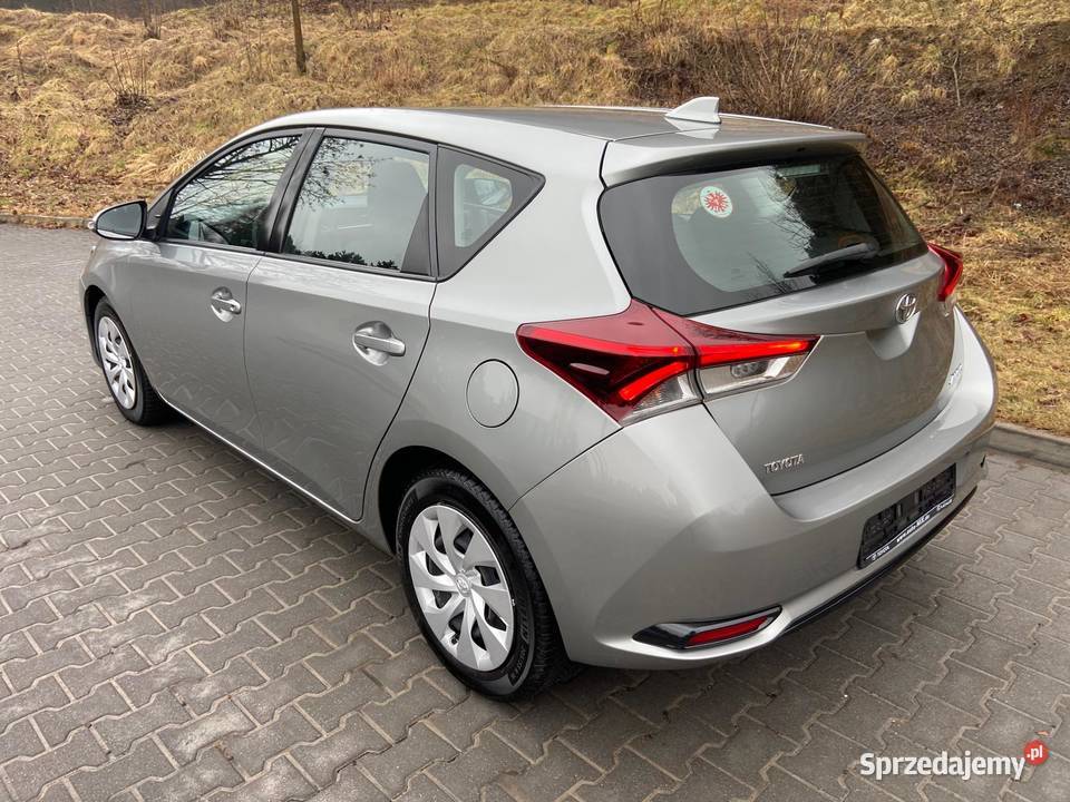 Toyota Auris 2015 VVTi Zabierzów sprzedam