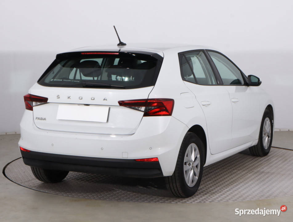 Skoda Fabia 10 TSI Hatchback mazowieckie Piaseczno