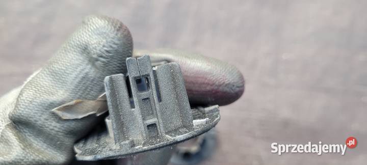 AUDI A4 B9 8W5 SEDAN UCHWYT KOSZYK MOCOWANIE Ruda Śląska