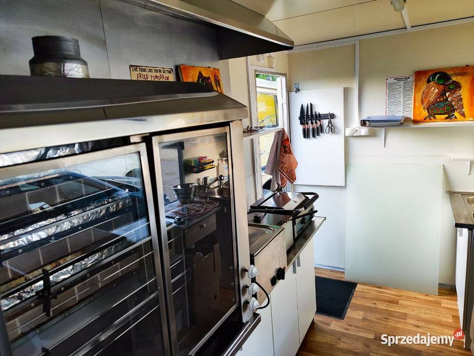 Przyczepa gastronomiczna food truck kurczak z Gastronomiczne Wrocław