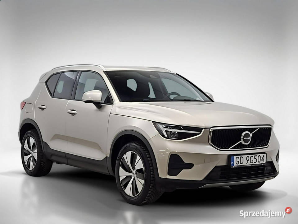Volvo XC 40 Core aut Z Polskiego Salonu Faktura nieuszkodzony Warszawa