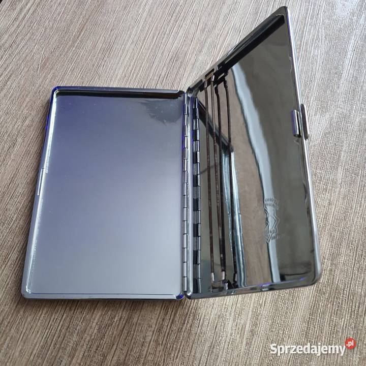 Papierośnica chromowana Pozostałe Nowa Sól