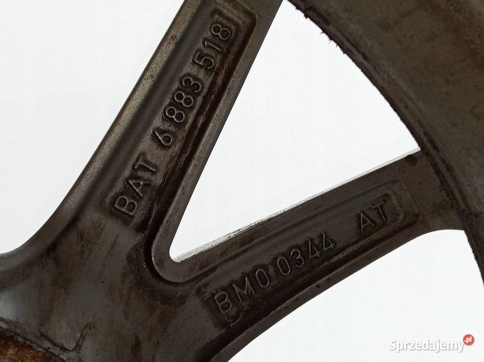 FELGA ALUMINIOWA R17 5X112 ET30 OC66MM 75JX17H2 Samochodowe Felgi
