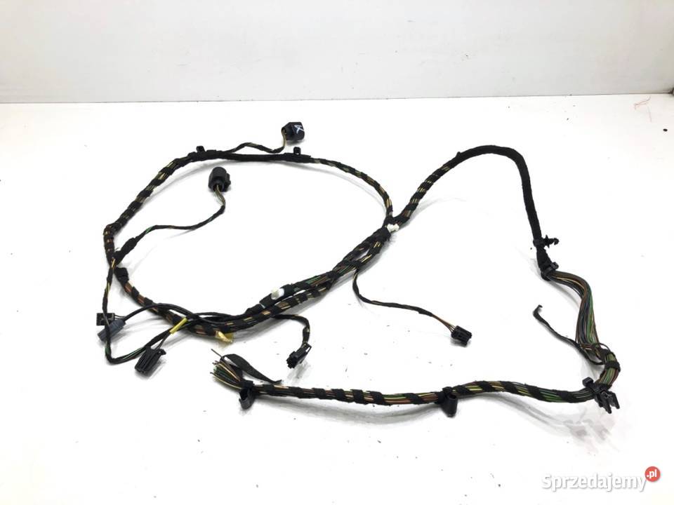 WIĄZKA KLAPY BAGAŻNIKA TYŁ AUDI A8 D4 6Q0035576F osobowe