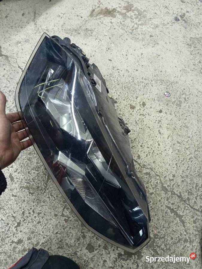 Reflektory VW polo 2018 Valeo orginalny Lampy przednie