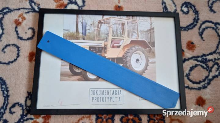 Obrazek z ciągnikiem Ursus U 310 prototyp Lublin