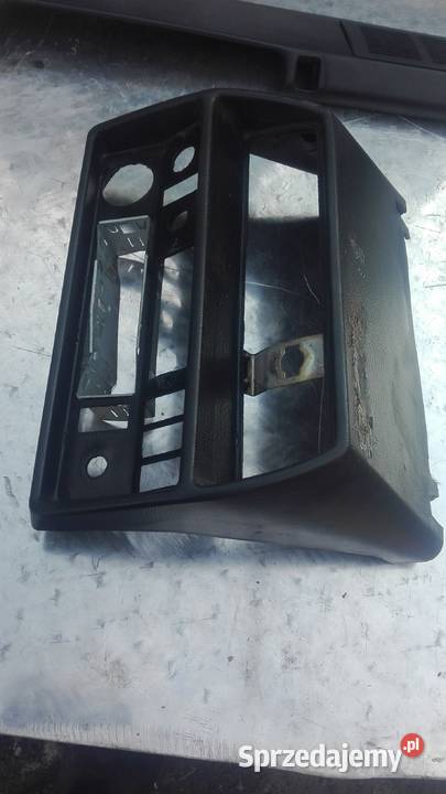 Mercedes g klasa 460 461 Wolf konsola srodkowa małopolskie Kocmyrzów