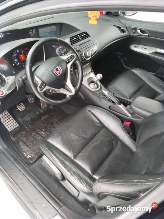 Honda Civic VIII genraci panorama dach nawigacja czarny Zduńska Wola