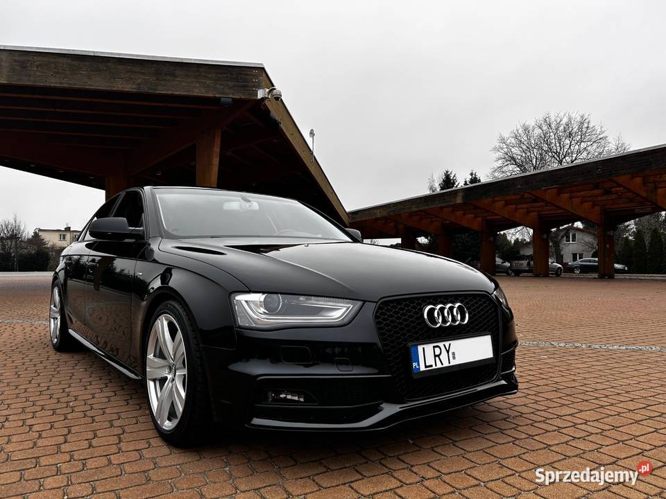 Audi A4 B8 20TDI Polift Sline zadbany i Warszawa