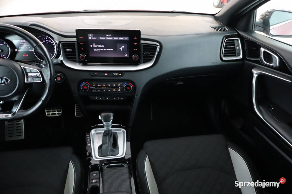 Kia ProCeed 15 TGDI wielofunkcyjna kierownica