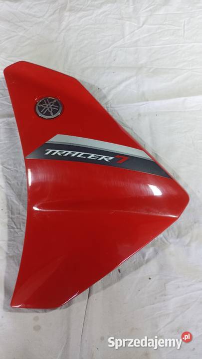 Owiewka lewą YAMAHA TRACER 7 Plastiki