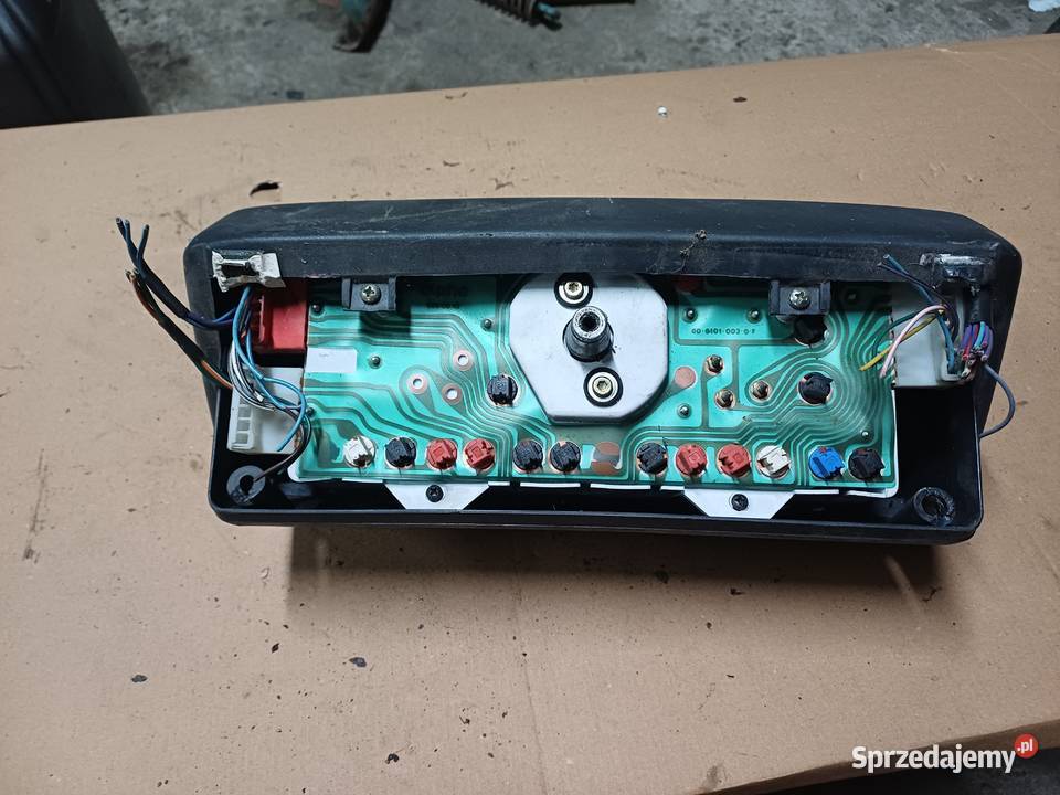 Licznik Fiat 126p Kompletny Wysyłka osobowe Łowicz