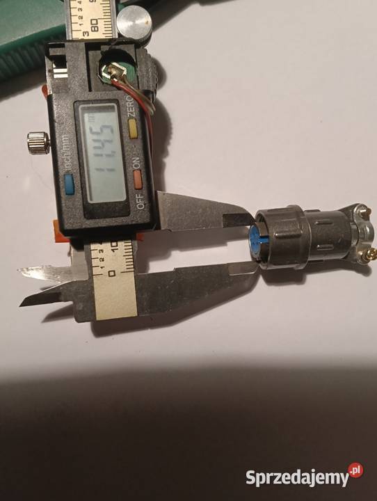 Złącze 4 pin wtyk wtyczka gniazdo przemysłowe