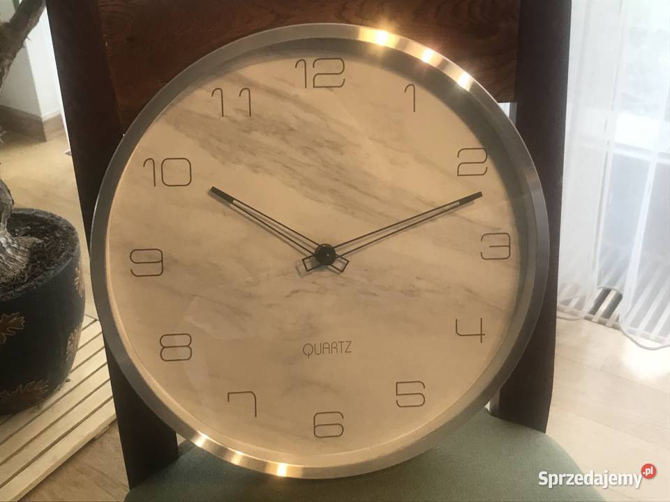 Zegar na ścigane Warszawa