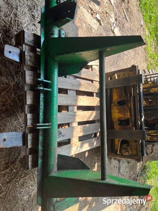 Zwolnice starego Volvo 830s most świętokrzyskie