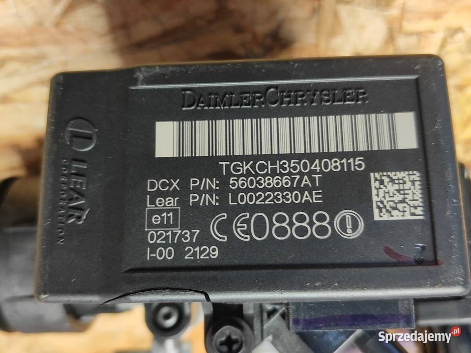 Stacyjka Kluczyki Chrysler 300c 0410 57 HEMI osobowe Pleszew