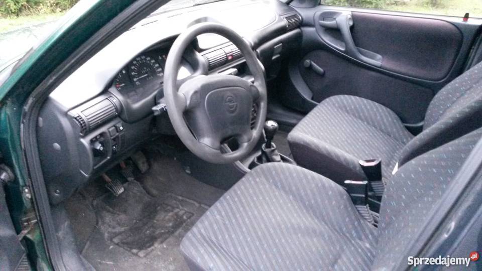 Opel Astra produkcji 1999 14 8v Stary Dzików