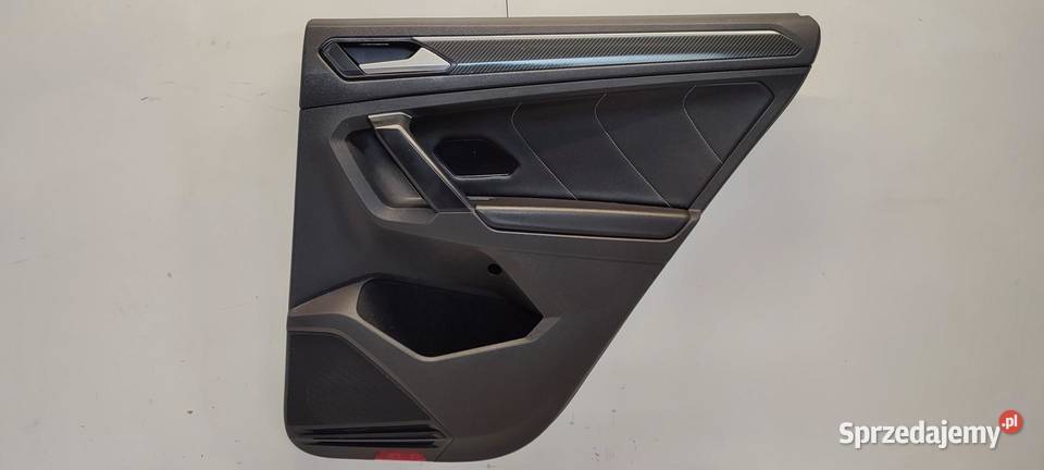 VW TIGUAN II TAPICERKA BOCZKA DRZWI PRAWY TYŁ