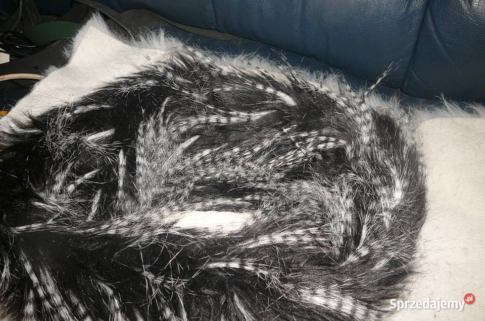 Komin futrzany czarnobiały długi włos