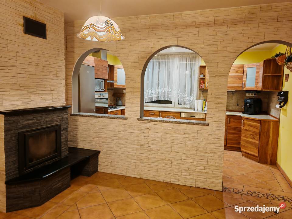 Do sprzedania dom w zabudowie bliźniaczej z Dzierżoniów