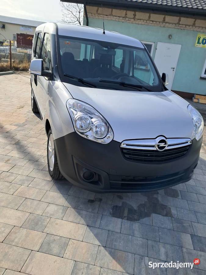Opel combo 14 benzyna z turbina benzyna Łosice