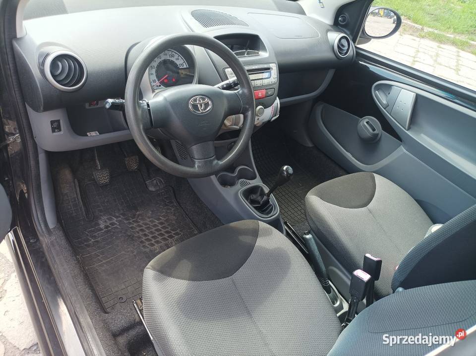 TOYOTA AYGO 10 BENZYNA KLIMA czarny Lublin