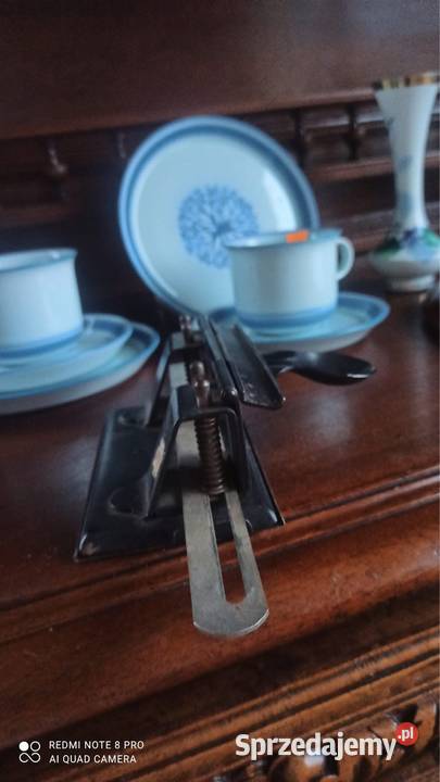 Stary Dziurkacz Metal Sprężyny Z suwnicą 75 zl Gdańsk