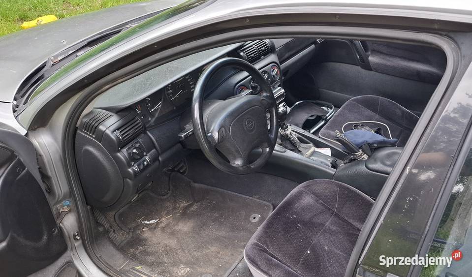 Opel Omega 20 1994r Zimowy wojownik przyjaciel Mogilno sprzedam