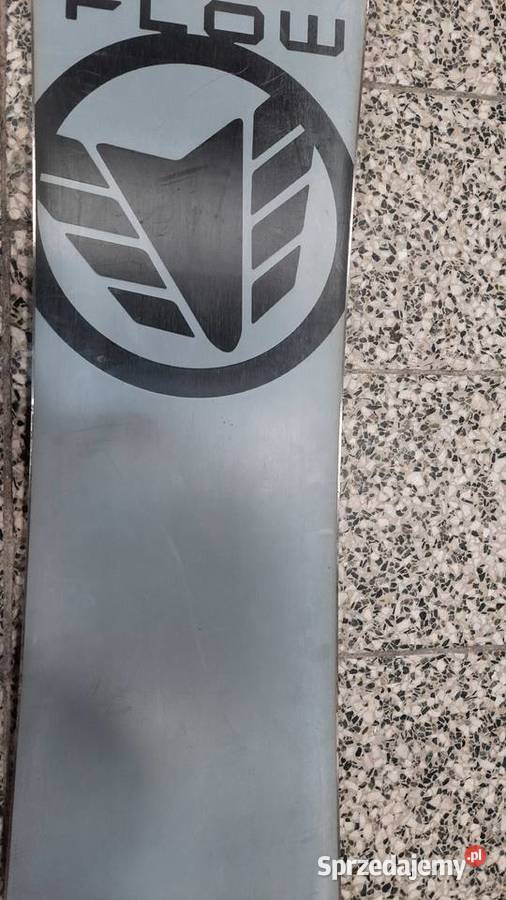 Deska snowboardowa FLOW Strike 157