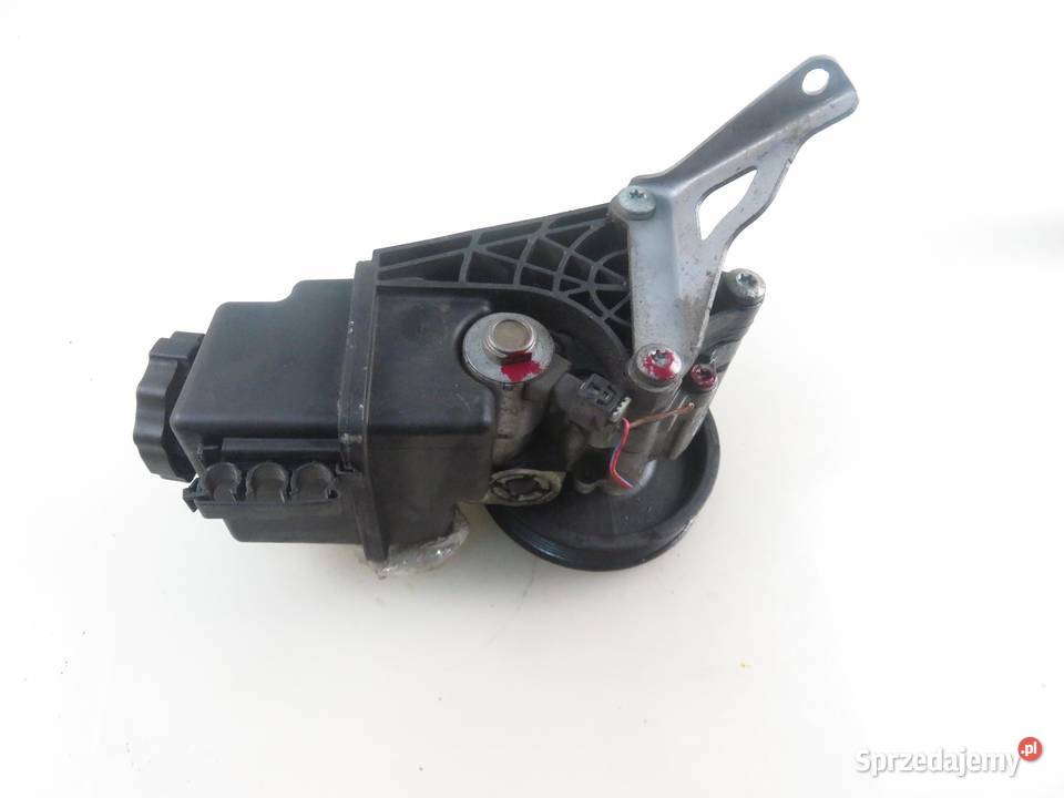 POMPA WSPOMAGANIA MERCEDES 204 C 200 CDI