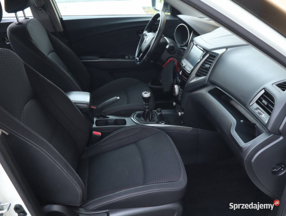 SsangYong XLV 16 eXGi nieuszkodzony XLV Łódź